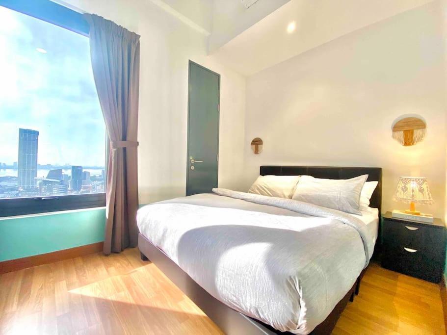 Tropicana 218 Macalister #top Floor #wideangleviews #infinitypool #georgetown #8pax #3br 2bath #2queen 4single #near Island Hospital #quality Well Maintained #private Host George Town