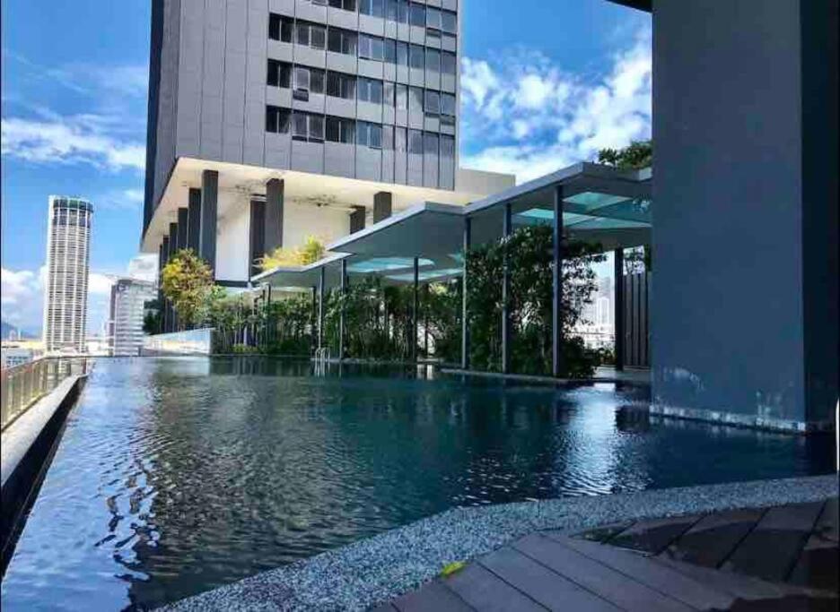 Apartment Tropicana 218 Macalister #top Floor #wideangleviews #infinitypool #georgetown #8pax #3br 2bath #2queen 4single #near Island Hospital #quality Well Maintained #private Host
