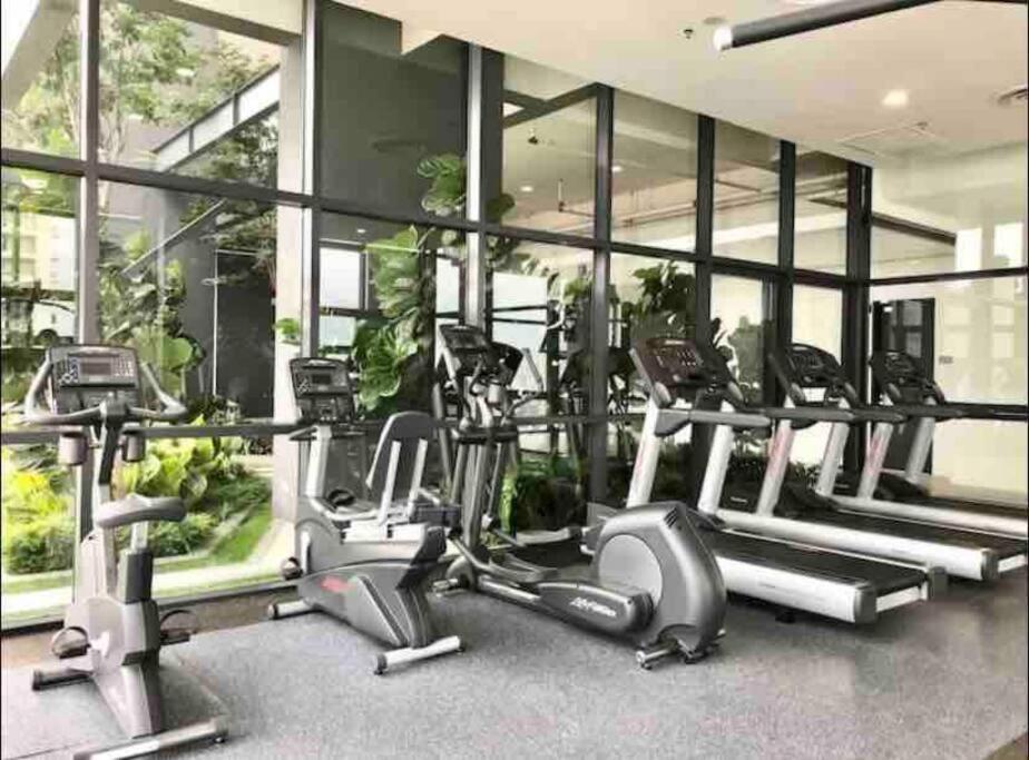 Tropicana 218 Macalister #top Floor #wideangleviews #infinitypool #georgetown #8pax #3br 2bath #2queen 4single #near Island Hospital #quality Well Maintained #private Host